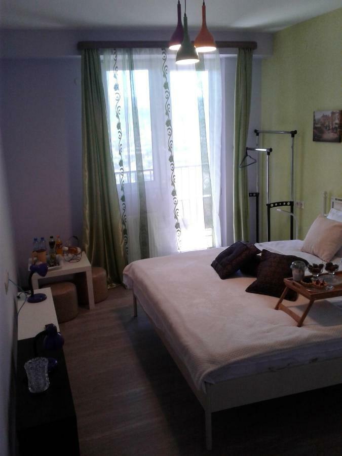 Senator Hotel Tiflis Dış mekan fotoğraf