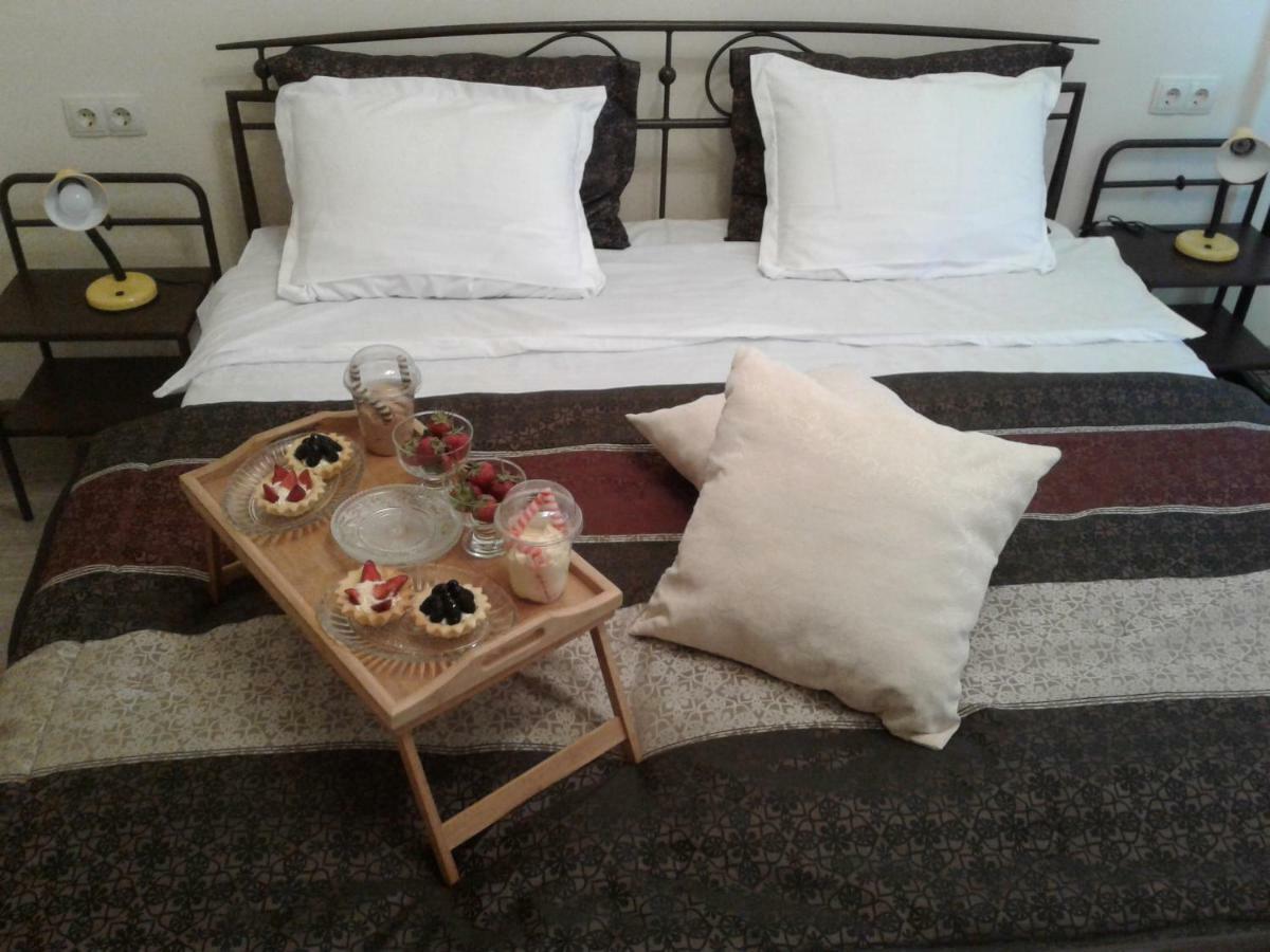 Senator Hotel Tiflis Dış mekan fotoğraf