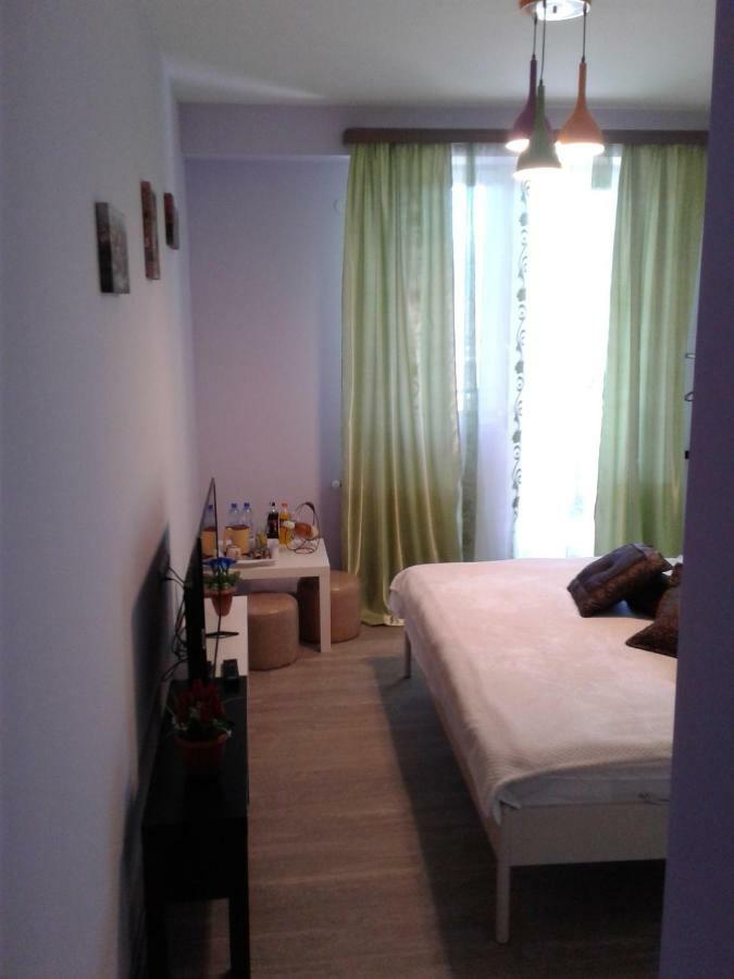 Senator Hotel Tiflis Dış mekan fotoğraf