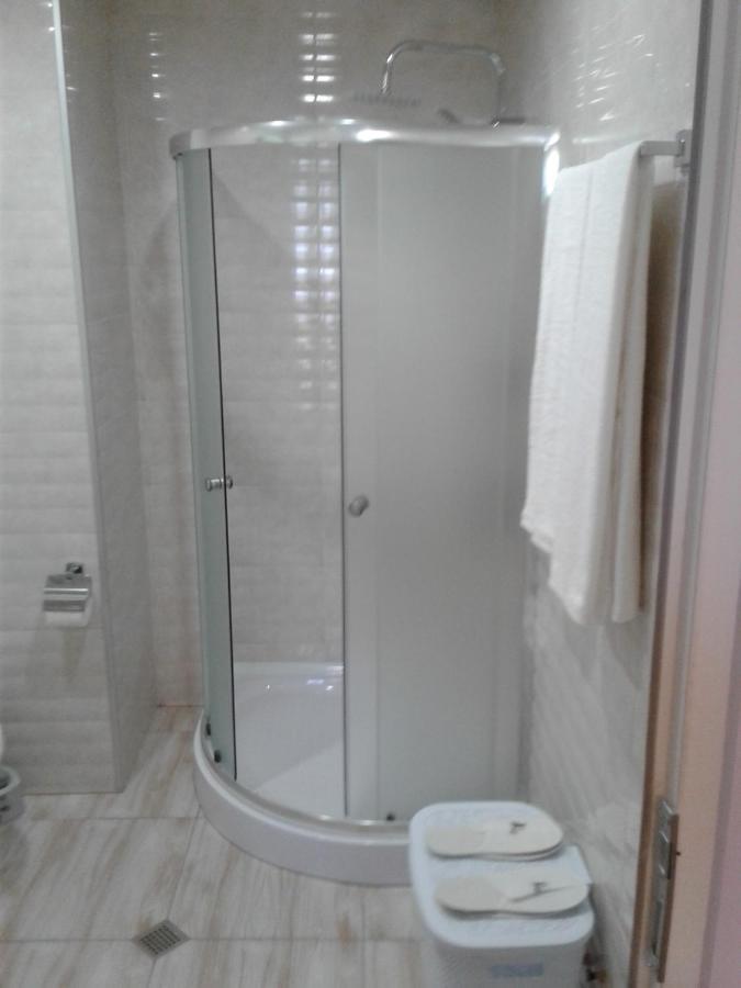 Senator Hotel Tiflis Dış mekan fotoğraf
